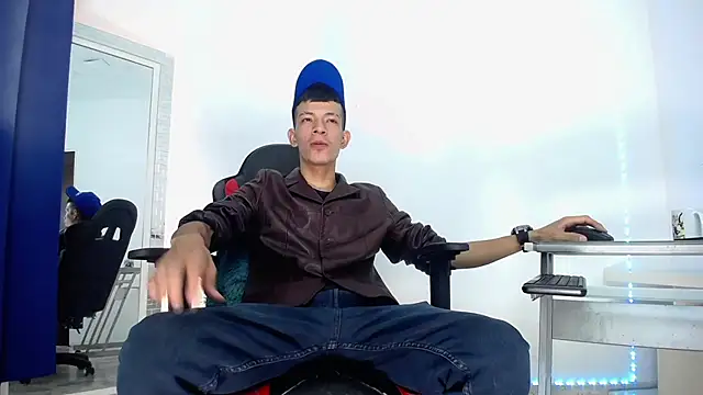Snapshot of Favel_Gomez7 chatting on 12-20-24, 07:50 Favel Gomez7 online show from 12-20-24, 07:50