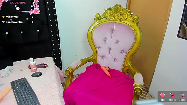 Snapshot of SarayMoorex_ chatting on 03-09-25, 07:48 SarayMoorex online show from 03-09-25, 07:48