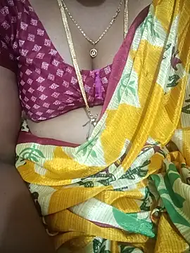 Snapshot of Telugu-mirchi chatting on 06-09-26, 05:35 Telugu-mirchi online show from 06-09-26, 05:35