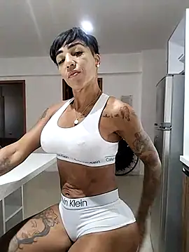 Snapshot of Alison_fitness chatting on 02-20-25, 11:31 Alison fitness online show from 02-20-25, 11:31