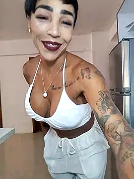 Snapshot of Alison_fitness chatting on 02-24-25, 09:09 Alison fitness online show from 02-24-25, 09:09
