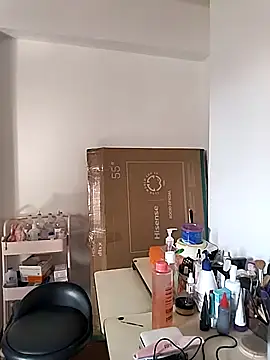 Alison fitness online show from 01-18-26, 01:48