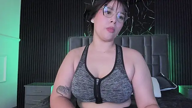 CelestteBloom online show from 01-03-25, 10:19