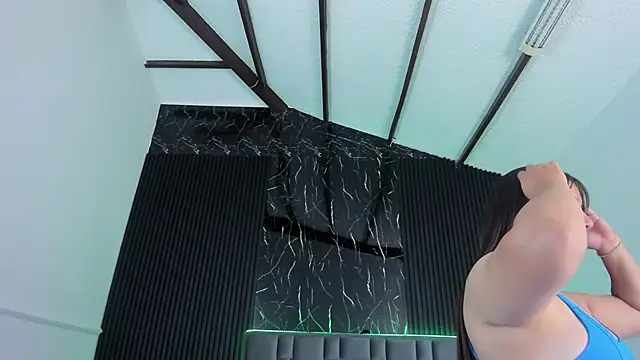 CelestteBloom online show from 01-31-25, 03:30