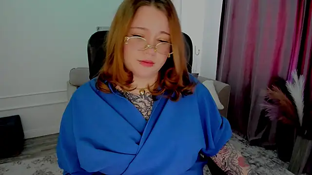 MoonLghte online show from 01-22-25, 06:42
