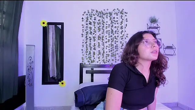 Noellesable online show from 12-06-24, 09:35