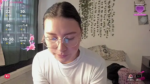 Noellesable online show from 09-16-25, 05:25