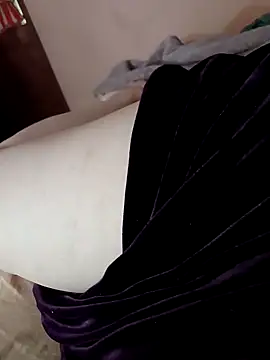 Snapshot of big_yoyo chatting on 02-01-25, 02:58 big yoyo online show from 02-01-25, 02:58