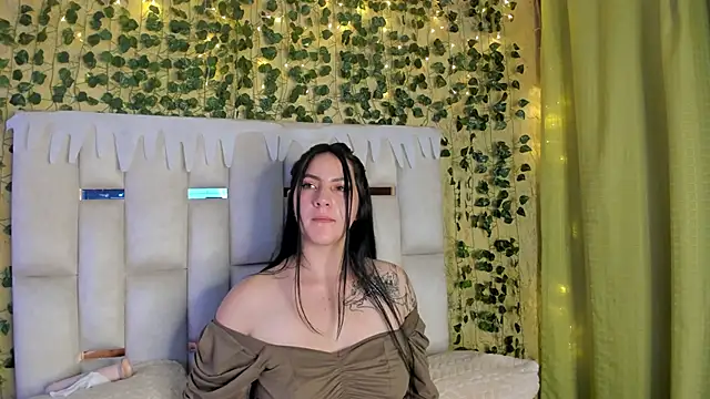 jenifer  power10 online show from 12-15-24, 06:15