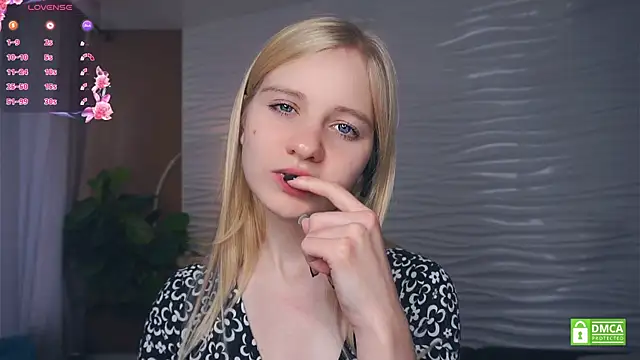 OdelinaFicken online show from 10-03-25, 05:26