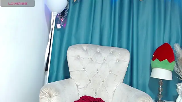 Snapshot of carla_77 chatting on 01-04-25, 06:51 carla 77 online show from 01-04-25, 06:51