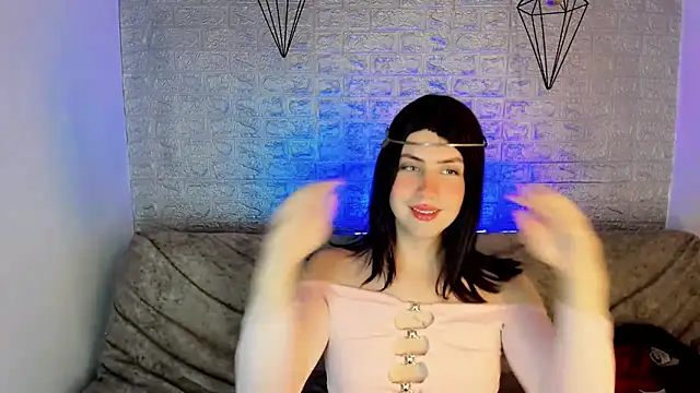 Snapshot of Oxana-Novikov chatting on 05-24-26, 10:26 Oxana-Novikov online show from 05-24-26, 10:26