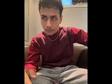 Snapshot of johnycash21 chatting on 03-08-26, 12:53 johnycash21 online show from 03-08-26, 12:53