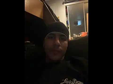 Snapshot of johnycash21 chatting on 04-03-26, 12:25 johnycash21 online show from 04-03-26, 12:25