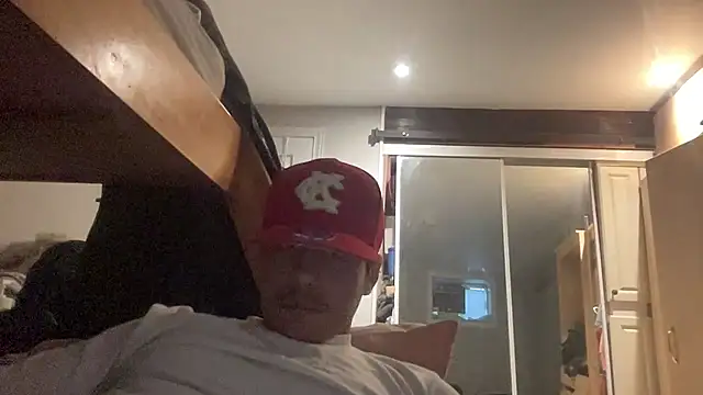 Snapshot of johnycash21 chatting on 04-16-26, 10:45 johnycash21 online show from 04-16-26, 10:45