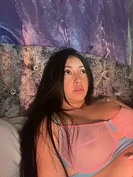 sweet kitty0110 online show from 02-15-25, 04:47