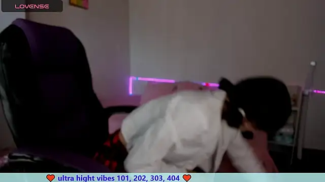 aiko mori online show from 12-13-24, 08:15