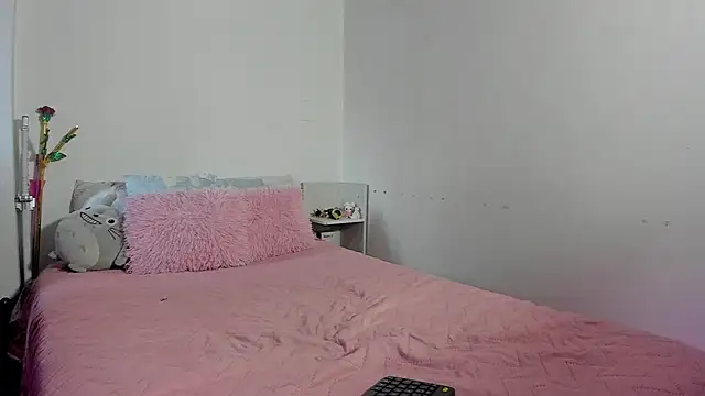 aiko mori online show from 03-18-25, 07:42