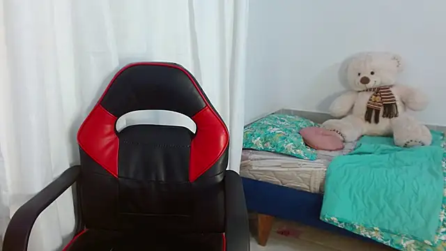 diamondGirl online show from 02-06-25, 03:27