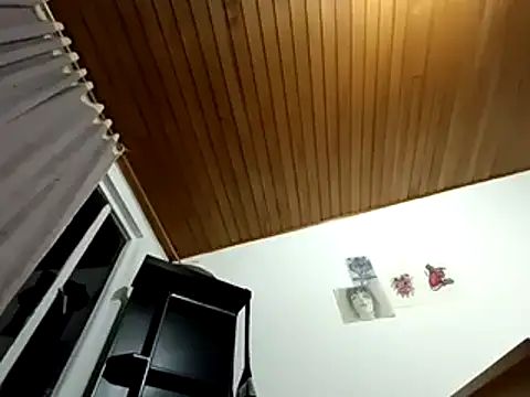 Nicky smith   online show from 12-02-24, 01:36