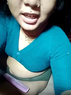 Snapshot of Super-Couple chatting on 02-21-25, 03:12 Super-Couple online show from 02-21-25, 03:12