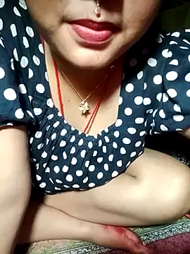 Snapshot of Super-Couple chatting on 02-22-25, 06:17 Super-Couple online show from 02-22-25, 06:17