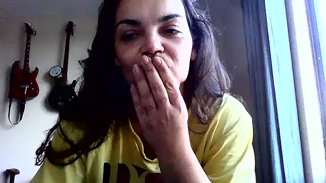 escritorasafada online show from 03-19-25, 07:49