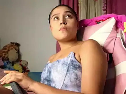 Sweet xuee18 online show from 03-06-25, 01:58