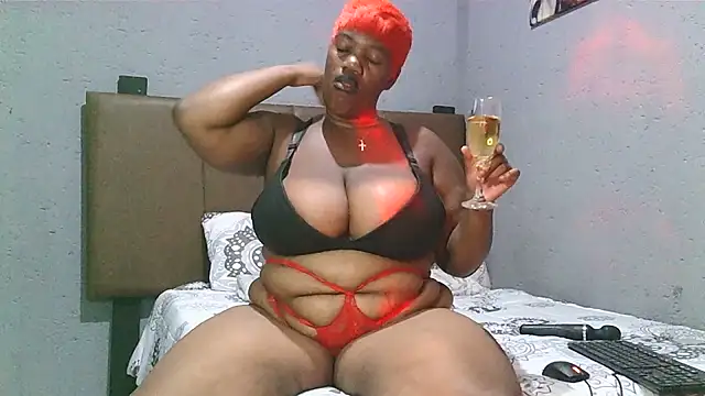 Snapshot of Sweetbedroomeyez01 chatting on 12-25-24, 02:56 Sweetbedroomeyez01 online show from 12-25-24, 02:56
