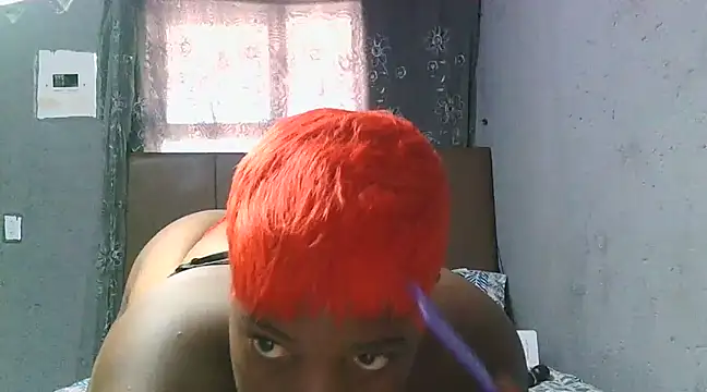 Snapshot of Sweetbedroomeyez01 chatting on 03-18-25, 12:25 Sweetbedroomeyez01 online show from 03-18-25, 12:25