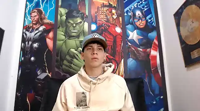 Snapshot of Jonathan_Moreau chatting on 12-26-24, 11:54 Jonathan Moreau online show from 12-26-24, 11:54