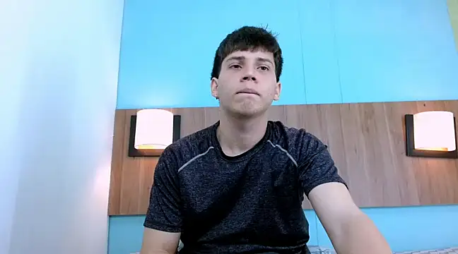 Snapshot of Jonathan_Moreau chatting on 01-04-25, 06:19 Jonathan Moreau online show from 01-04-25, 06:19