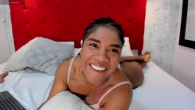 SilvannaFit online show from 02-05-25, 03:31