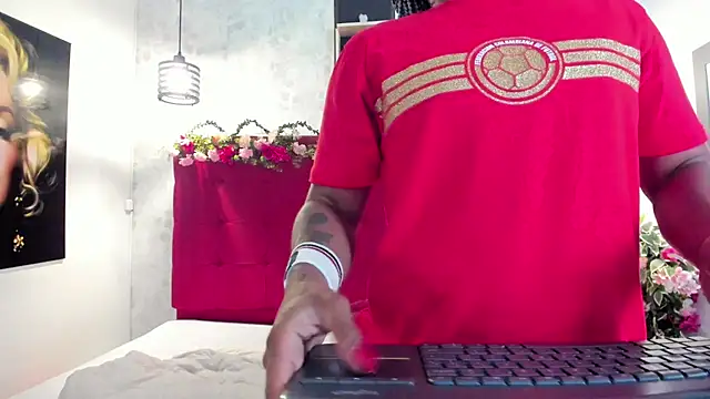 SilvannaFit online show from 06-19-26, 11:25