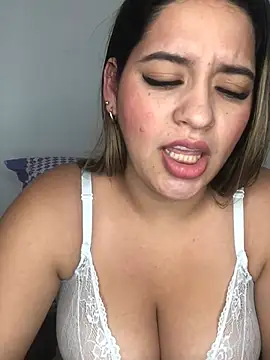 Amira  Fatima online show from 02-11-25, 07:16