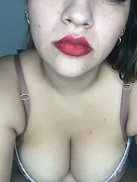 Amira  Fatima online show from 03-08-25, 08:46