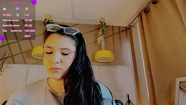 Snapshot of frreeya chatting on 03-12-26, 02:12 frreeya online show from 03-12-26, 02:12