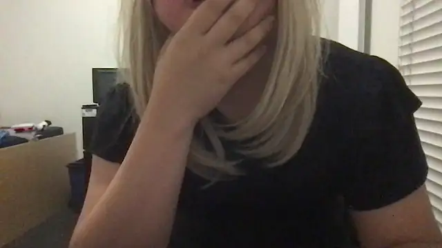Snapshot of Jessica-Aine chatting on 12-02-24, 01:13 Jessica-Aine online show from 12-02-24, 01:13