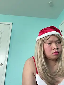 Snapshot of Jessica-Aine chatting on 12-22-24, 10:04 Jessica-Aine online show from 12-22-24, 10:04