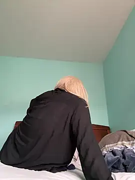 Snapshot of Jessica-Aine chatting on 12-28-24, 05:03 Jessica-Aine online show from 12-28-24, 05:03