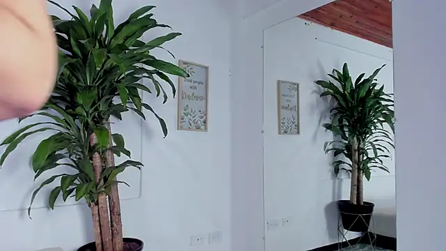 Meli Meli online show from 02-28-25, 04:43