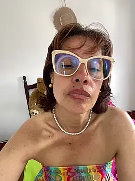Snapshot of Goddess-Love- chatting on 02-04-25, 06:27 Goddess-Love- online show from 02-04-25, 06:27