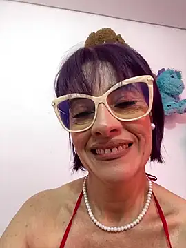Snapshot of Goddess-Love- chatting on 02-22-25, 07:14 Goddess-Love- online show from 02-22-25, 07:14