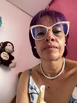 Snapshot of Goddess-Love- chatting on 02-23-25, 06:12 Goddess-Love- online show from 02-23-25, 06:12