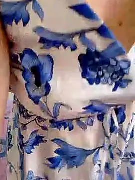 Snapshot of Goddess-Love- chatting on 02-23-25, 09:37 Goddess-Love- online show from 02-23-25, 09:37