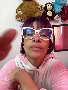 Snapshot of Goddess-Love- chatting on 03-08-25, 11:27 Goddess-Love- online show from 03-08-25, 11:27