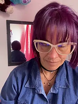 Snapshot of Goddess-Love- chatting on 03-22-25, 07:20 Goddess-Love- online show from 03-22-25, 07:20