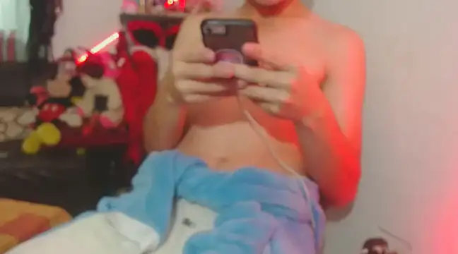 Snapshot of MarceloMilk chatting on 12-29-24, 05:22 MarceloMilk online show from 12-29-24, 05:22