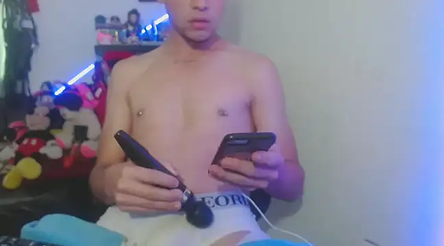 Snapshot of MarceloMilk chatting on 12-29-24, 08:26 MarceloMilk online show from 12-29-24, 08:26