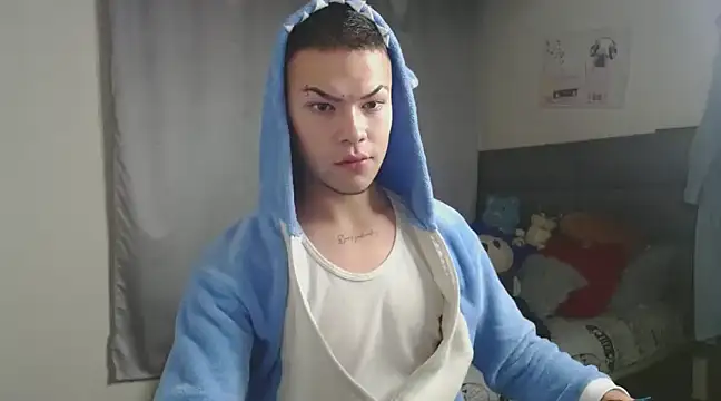 Snapshot of MarceloMilk chatting on 02-24-25, 03:23 MarceloMilk online show from 02-24-25, 03:23